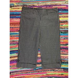 ND New Directions Women's Capri Pants size 8 Brown white Stripes cotton